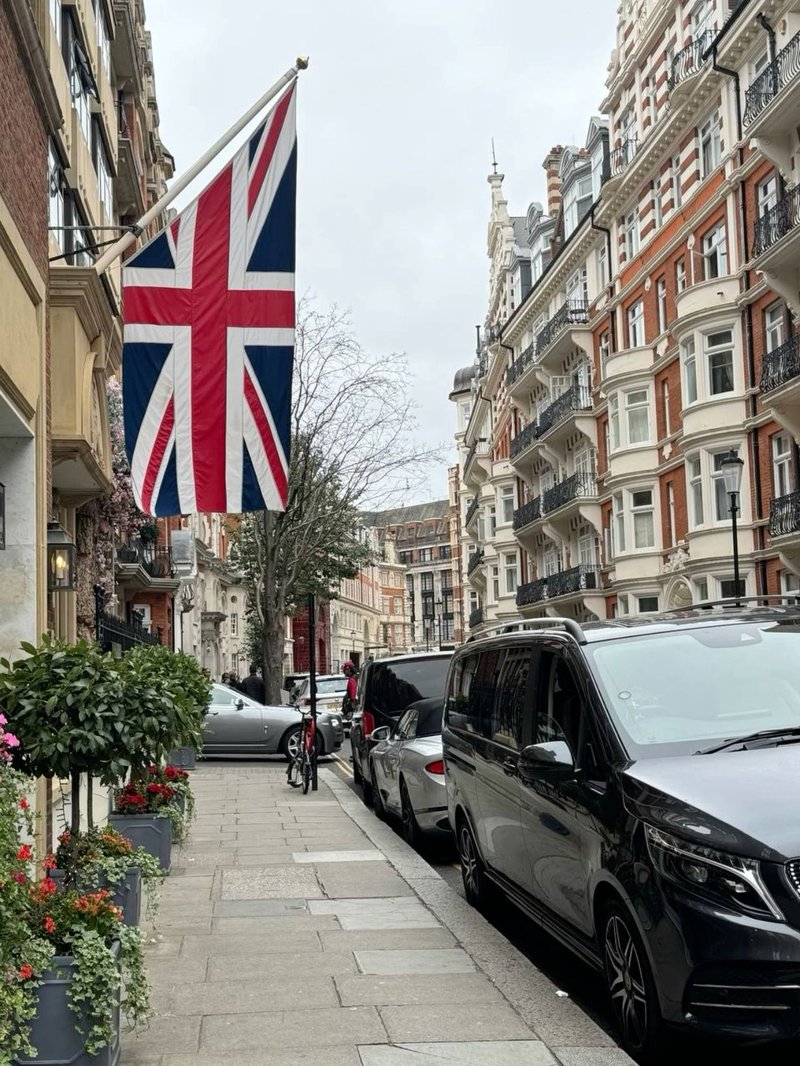 Patrick spins uk in United Kingdom
